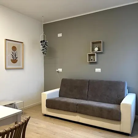 Attico Piazza Lima * ミラノ